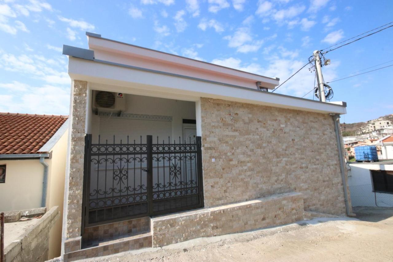 Relax Apartmani 苏托莫雷 外观 照片